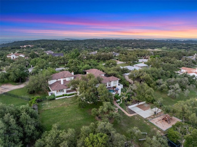 view of aerial view at dusk