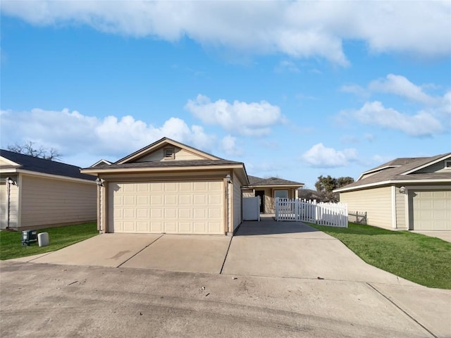 ranch-style house with a front yard