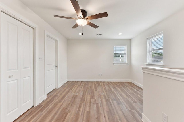 unfurnished bedroom with recessed lighting, light wood finished floors, visible vents, baseboards, and ceiling fan