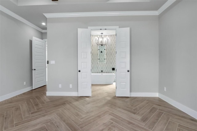 unfurnished bedroom featuring baseboards, an inviting chandelier, recessed lighting, and crown molding