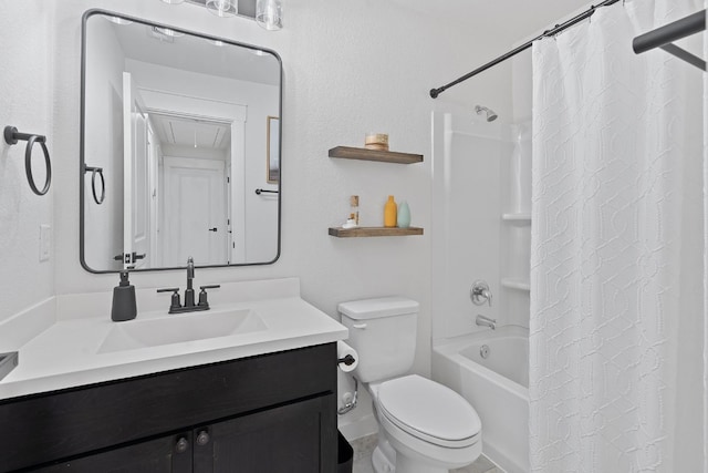 full bathroom with toilet, vanity, and shower / tub combo