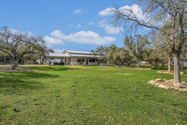 542 Stars And Stripes, Fischer, TX 78623 - view of yard