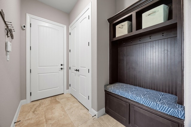 mudroom featuring baseboards