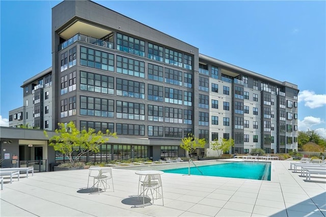 800 Embassy Dr Unit 319, Austin, TX 78702 - view of community pool