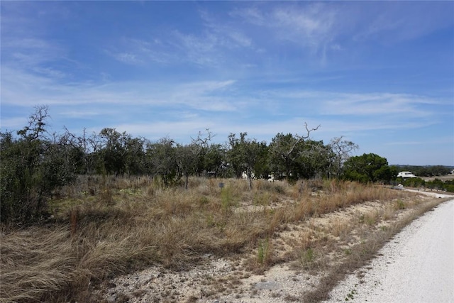 Listing photo 2 for 569 Palomino Spgs, Bandera TX 78003