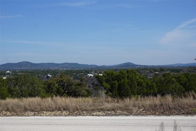 569 Palomino Spgs, Bandera, TX 78003