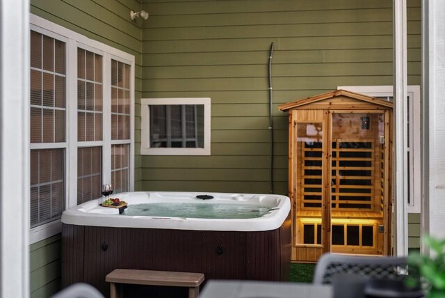 902 E Live Oak St, Austin, TX 78704 - bathroom featuring wooden walls