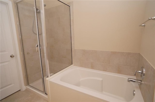 409 Epiphany Ln, Pflugerville, TX 78660 - bathroom featuring a shower stall and a garden tub
