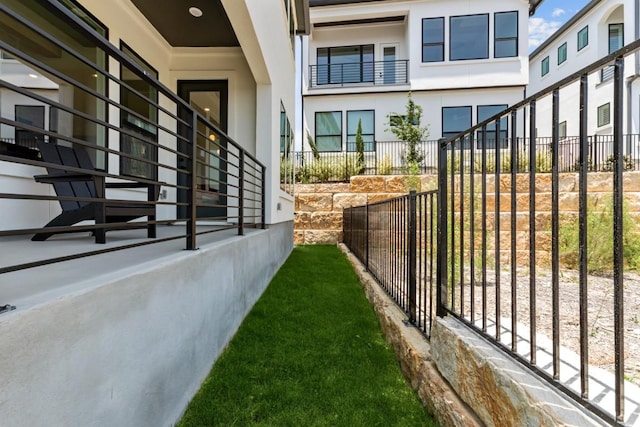 11 Doverland Dr, Lakeway, TX 78738 - view of yard