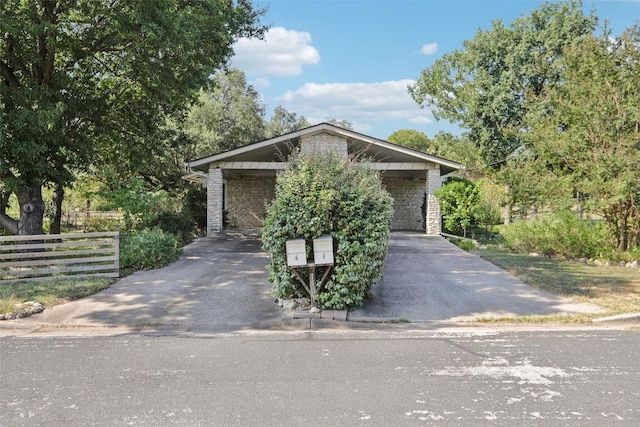 view of front of home featuring driveway