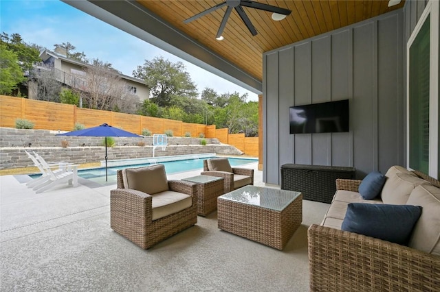 233 Lakefront Dr, Lago Vista, TX 78645 - fenced backyard featuring ceiling fan, outdoor lounge area, and a patio area