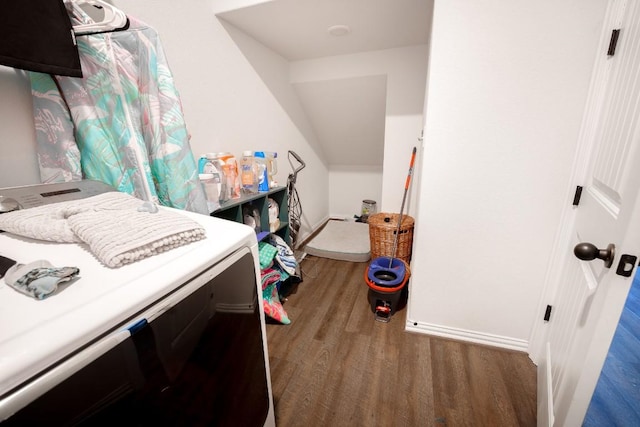 5864 Bianca Dr, Round Rock, TX 78665 - washroom featuring wood finished floors, washer / clothes dryer, and baseboards