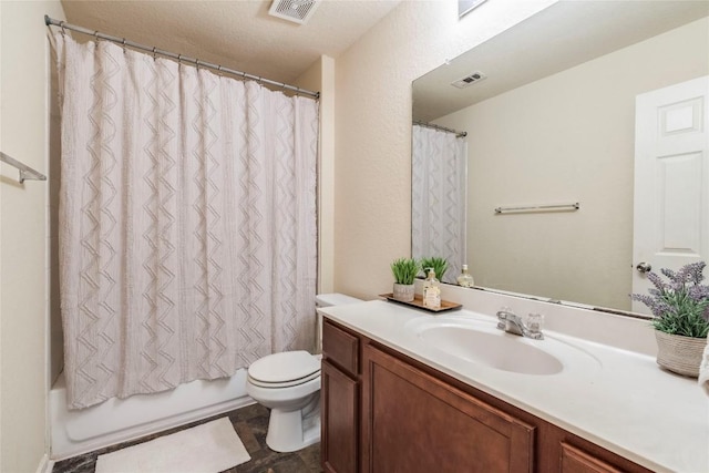 214 Teron Dr, San Marcos, TX 78666 - bathroom featuring visible vents, toilet, shower / bathtub combination with curtain, and vanity