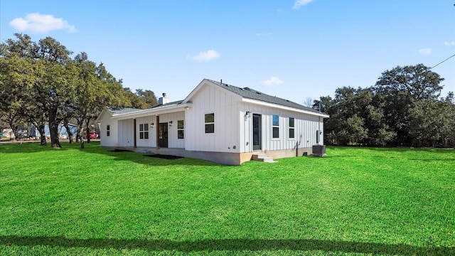 910 10th St, Blanco, TX 78606 - photo 2