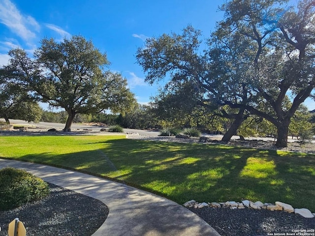 5922 Keller Rdg, New Braunfels, TX 78132 - view of home's community featuring a yard