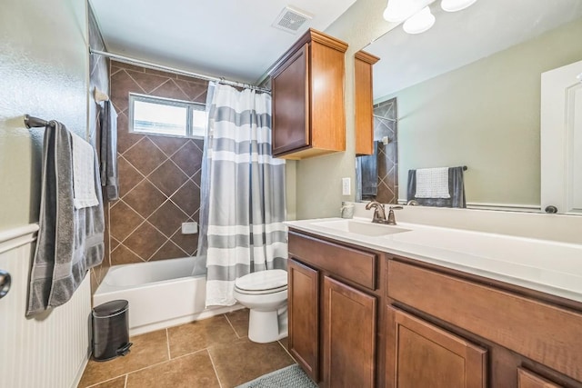 2405 Billy Pat Rd, Leander, TX 78641 - full bath featuring vanity, shower / bath combination with curtain, and tile patterned flooring