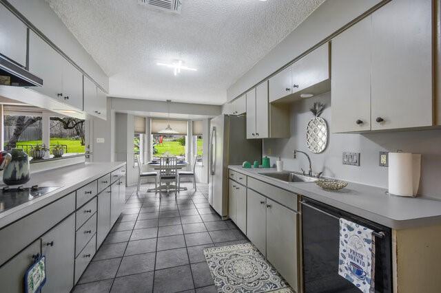 5704 Parkwood Dr, Austin, TX 78735 - photo 13
