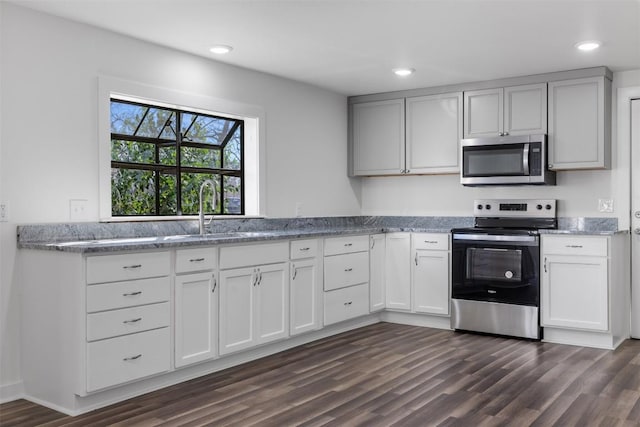 437 W Davilla Ave, Rockdale, TX 76567 - photo 4