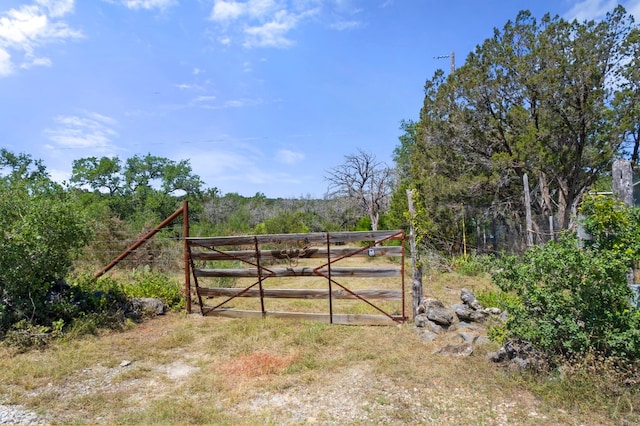 Listing photo 3 for 23601 Old Ferry Rd Unit 8, Spicewood TX 78669