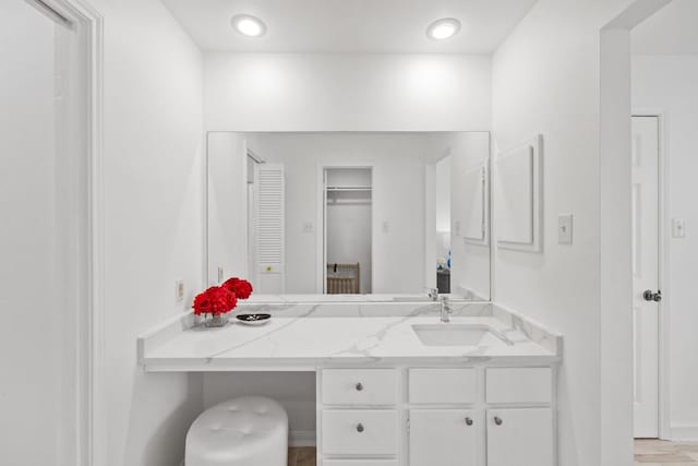 full bath with vanity