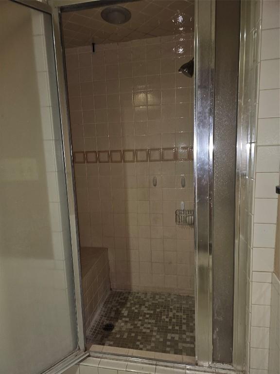 3105 Indian Mound Rd, Georgetown, TX 78628 - full bathroom with a shower stall