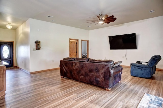120 Lariat Ct, Bastrop, TX 78602 - photo 14