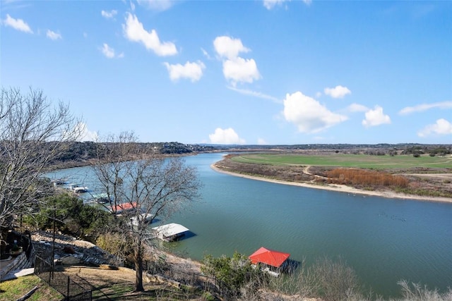 Listing photo 2 for 335 Harbor Dr, Spicewood TX 78669