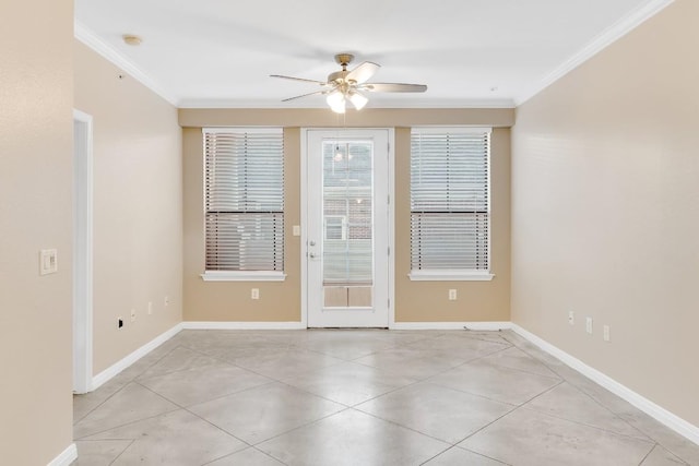 2505 San Gabriel St Unit 212, Austin, TX 78705 - unfurnished room featuring crown molding, baseboards, a ceiling fan, and a smoke detector