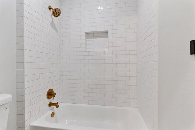1730 County Road 217, Giddings, TX 78942 - full bathroom with toilet and shower / bathtub combination