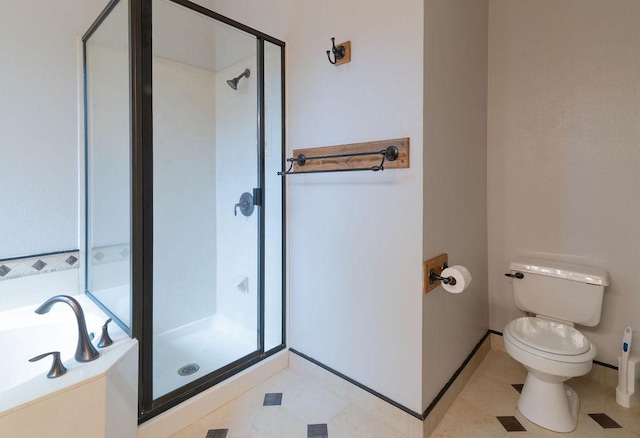 8507 Chat Ln, Round Rock, TX 78681 - bathroom with a shower stall and a garden tub