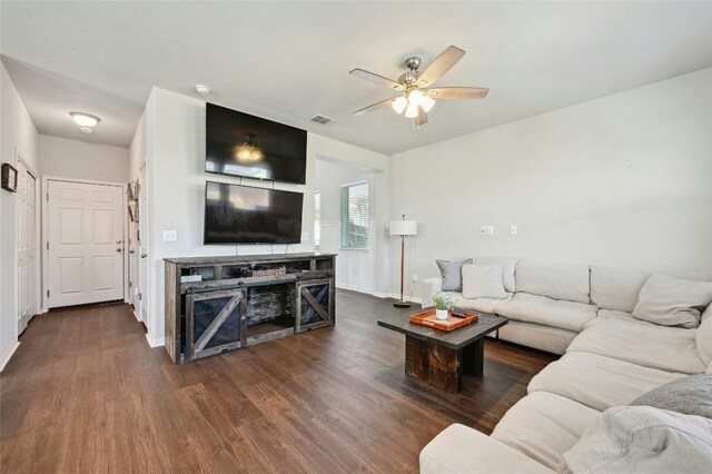 449 Triumph Rd, Buda, TX 78610 - photo 7