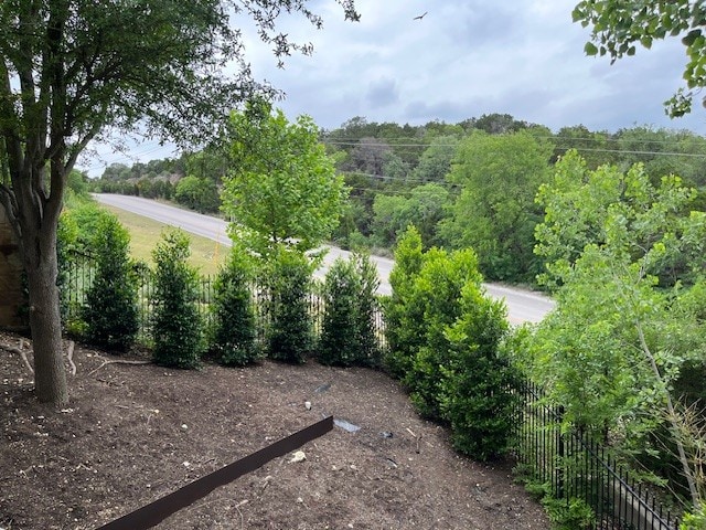 5807 City Park Rd Unit 14, Austin, TX 78730 - view of yard