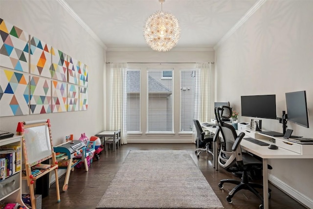 office area featuring ornamental molding, dark wood-style flooring, and an inviting chandelier