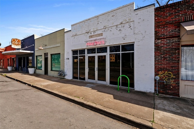 view of building exterior