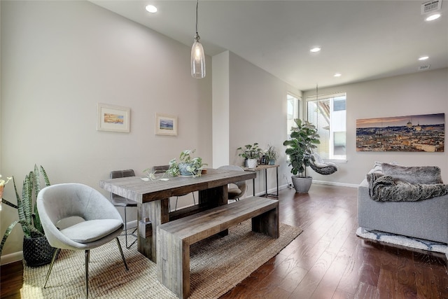 dining space with recessed lighting, visible vents, dark wood finished floors, and baseboards