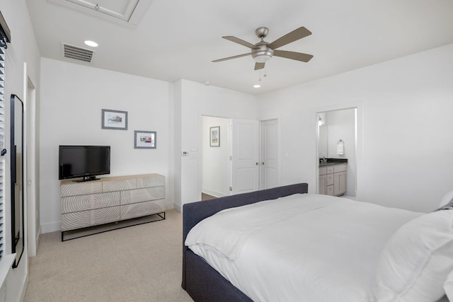 bedroom featuring visible vents, connected bathroom, light colored carpet, ceiling fan, and recessed lighting