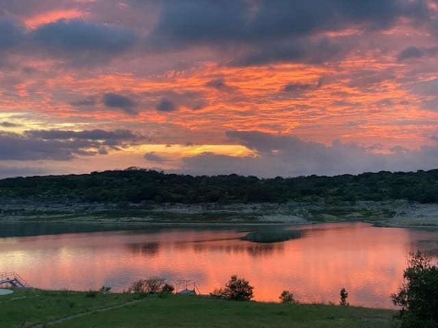 2802 Truman Cv, Lago Vista, TX 78645 - water view