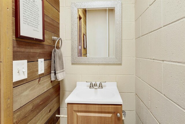 2802 Truman Cv, Lago Vista, TX 78645 - bathroom with vanity