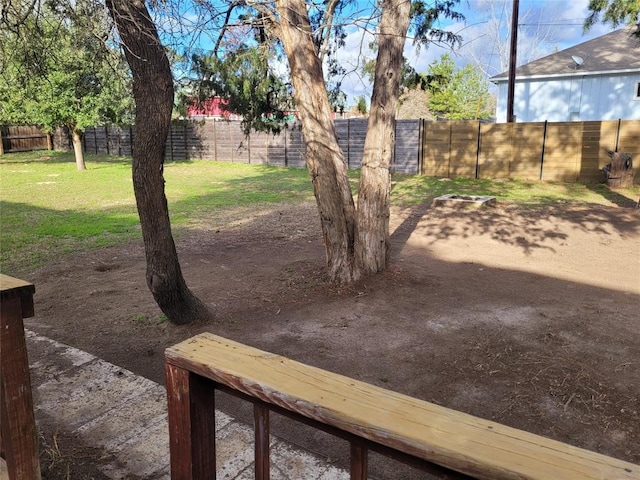 view of yard featuring a fenced backyard