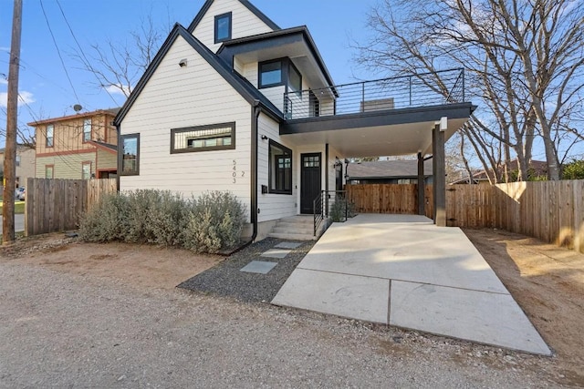 5403 Duval St Unit 2, Austin, TX 78751 - view of front facade featuring a balcony