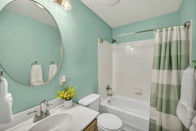 15401 Montoya Cv, Austin, TX 78717 - bathroom featuring toilet, shower / bath combo with shower curtain, and vanity