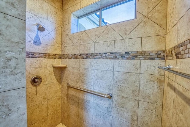 102 Maravilla Way, Horseshoe Bay, TX 78657 - bathroom view of a tile shower
