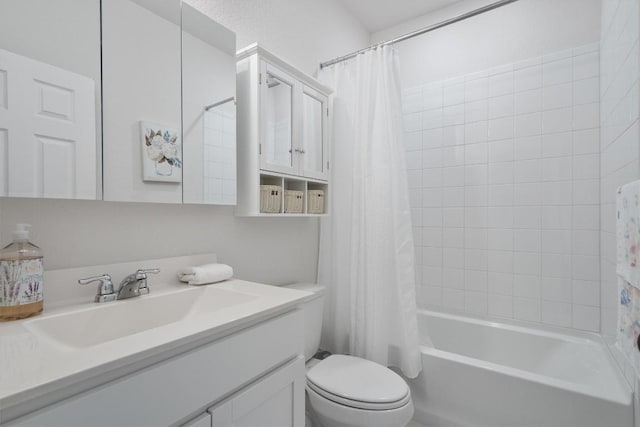 3008 Ottaviano Way, Hutto, TX 78634 - bathroom with vanity and shower / tub combo