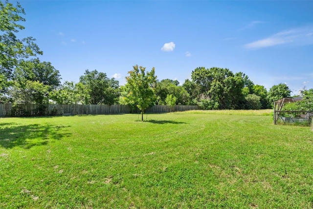 view of yard with fence