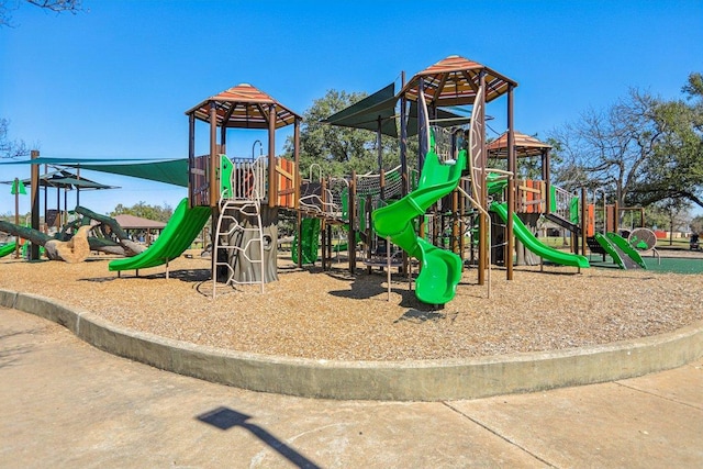 16710 Sabertooth Dr, Round Rock, TX 78681 - view of communal playground