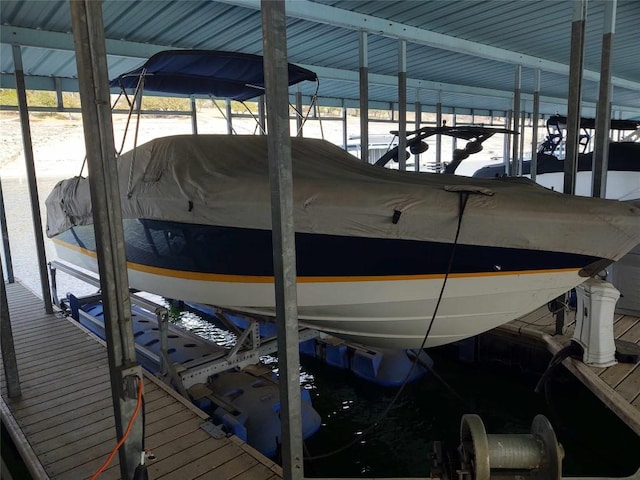 dock area featuring boat lift