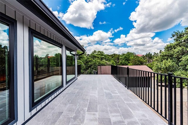 13113 Mansfield Dr, Austin, TX 78732 - view of patio / terrace