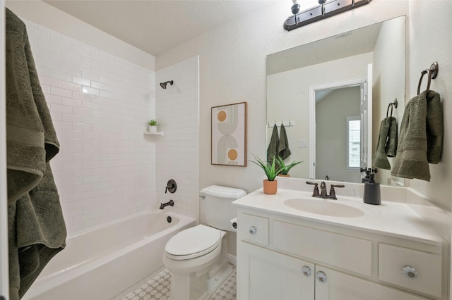 5305 Cardinal Flower Cv, Spicewood, TX 78669 - full bathroom with toilet, vanity, washtub / shower combination, and tile patterned flooring
