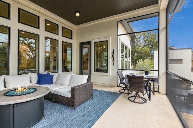 view of sunroom / solarium