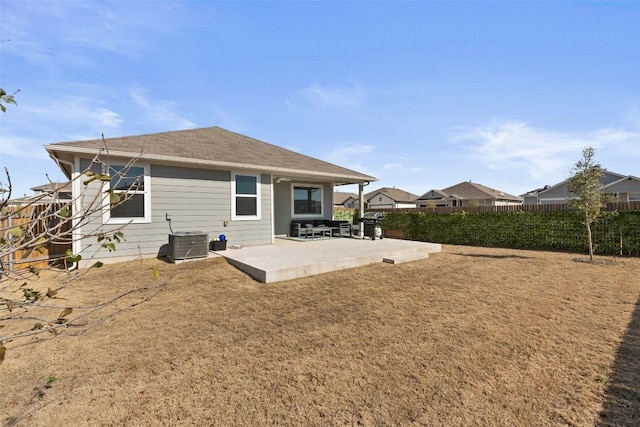 228 Greens Bayou Trl, Hutto, TX 78634 - photo 30